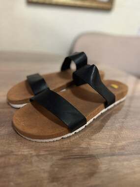Maui Island Black Two-Strap Slide Sandals Size 12M